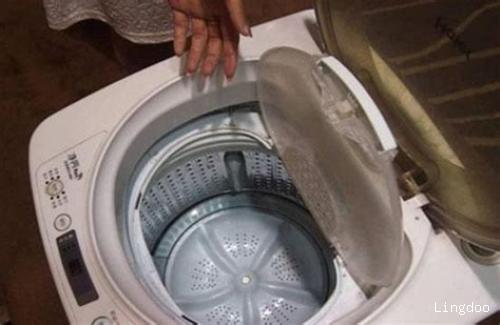洗衣机为什么要经常清洗(正确清洗洗衣机带来的好处)