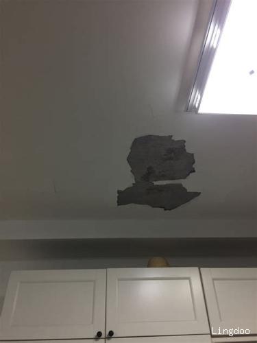 天花板乳胶漆开裂怎么处理