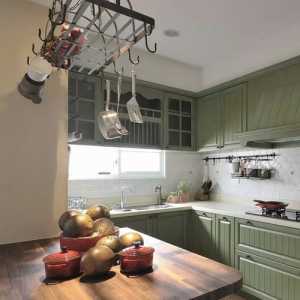 小清新绿色厨房装修效果图