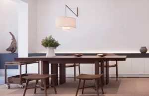 白色家具配什么颜色客厅木地板装修效果图有什么颜色推荐