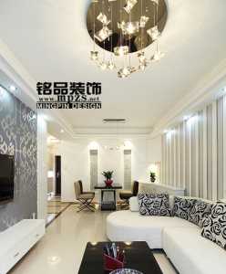 北京客厅白墙怎么装饰