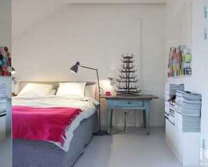小户型精装公寓卧室温馨白色家具装修效果图